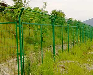 高速公路隔离栅项目.jpg